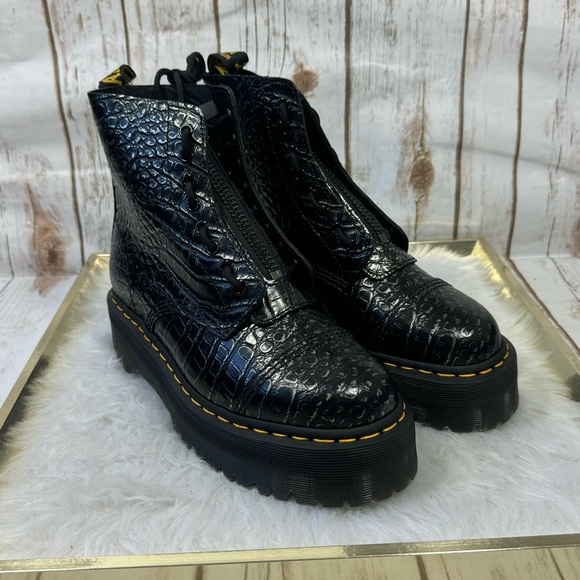 Dr. Martens Doc Martens Women's Sinclair Crocodile Quad Retro Platform Boots New - Picture 4 of 15